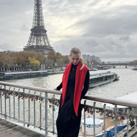 Trijstūra formas merino vilnas šalle