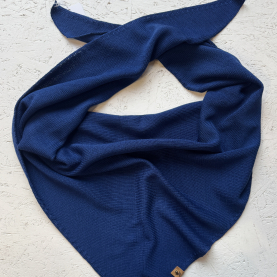 Trijstūra formas merino vilnas šalle