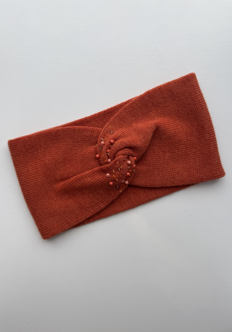 Ausu sildītājs, pērļots