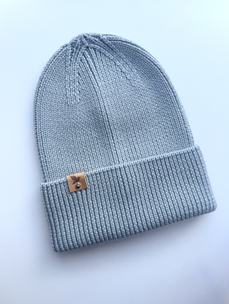 Cepure - bīnijs ar vienu atloku