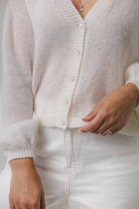 Mohēras zīda podziņjaka