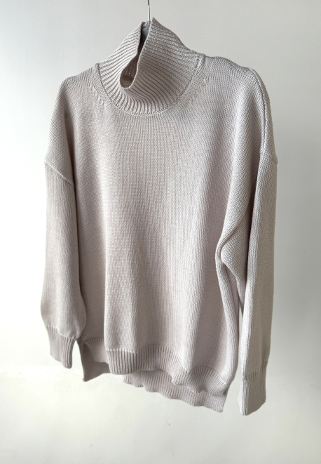 Merino vilnas džemperis ar augsto apkakli