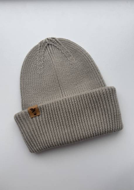 Cepure - bīnijs ar dubulto atloku